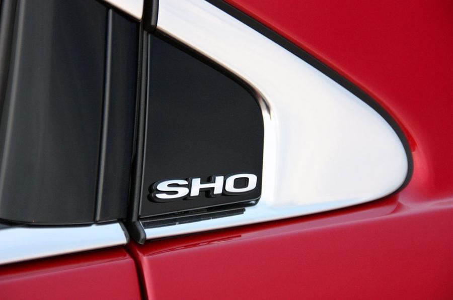  Ford Taurus SHO 2010 года  (фото 61 из 248)
